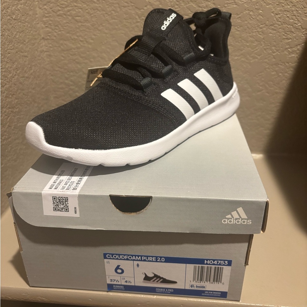 Adidas Black and White Sneakers CLOUDFOAM Pure 2.0 (new womens sz 6)